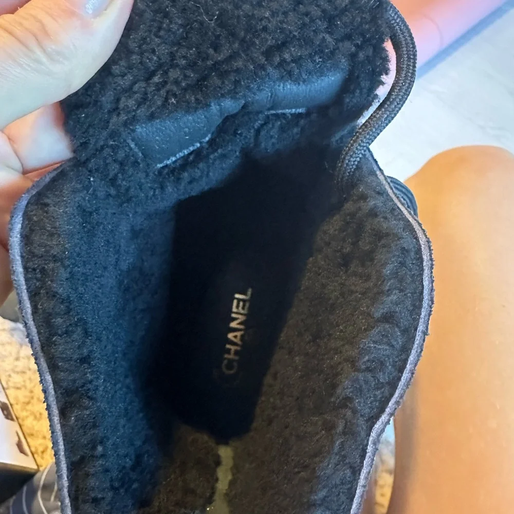 CHANEL Women's Black and Gold Combat Boots - Picture 7 of 7